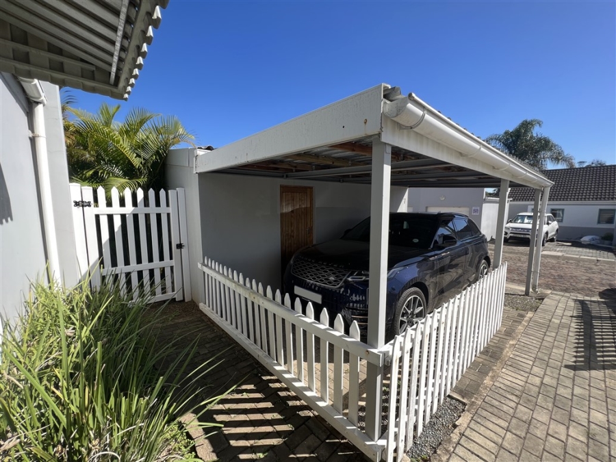 2 Bedroom Property for Sale in Abbotsford Eastern Cape